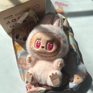 DADA Have A Seat Labubu